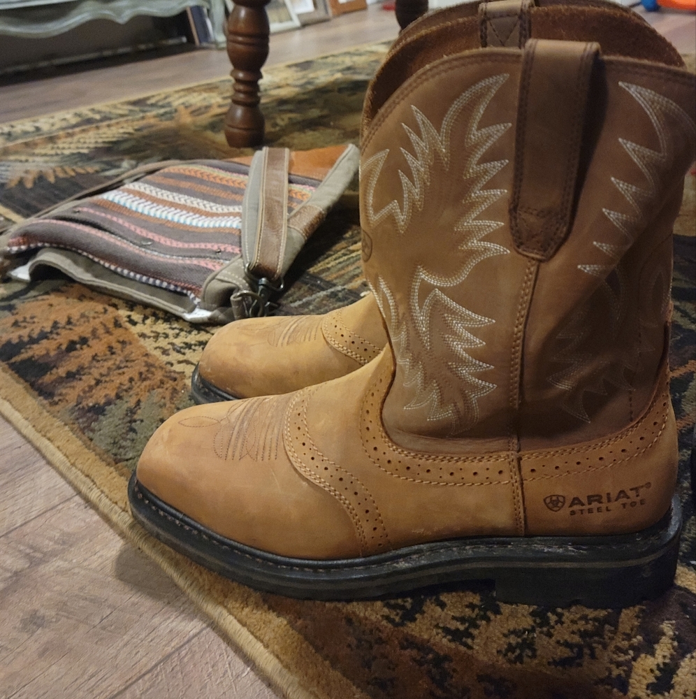 Men's Ariat Steel Toe Boots size 9.5
